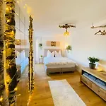 Cinema - Balkon & Beamer