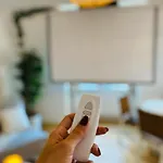 Cinema - Balkon & Beamer 아파트 *