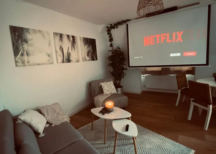 Cinema - Balkon & Beamer *